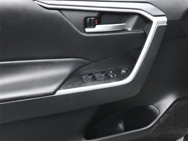 2023 Toyota RAV4 XLE FWD - 22957332 - 10