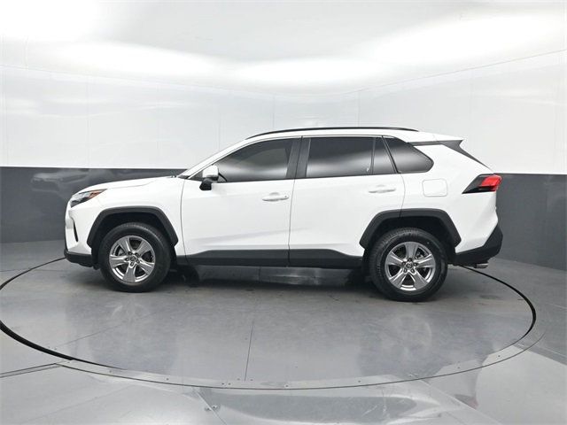 2023 Toyota RAV4 XLE FWD - 22957332 - 1