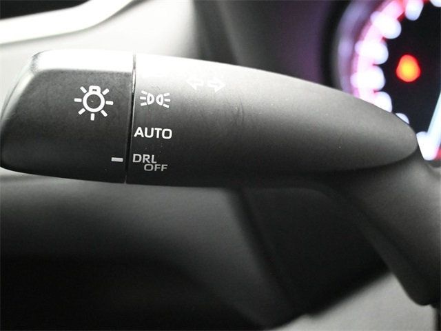 2023 Toyota RAV4 XLE FWD - 22957332 - 25