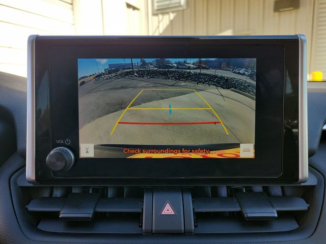 2023 Toyota RAV4 XLE FWD - 22944104 - 13