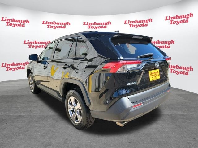 2023 Toyota RAV4 XLE FWD - 22944104 - 24