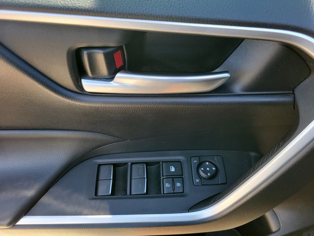 2023 Toyota RAV4 XLE FWD - 22944104 - 6