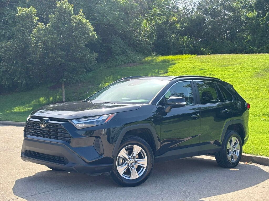 2023 Toyota RAV4 XLE FWD - 23047659 - 1