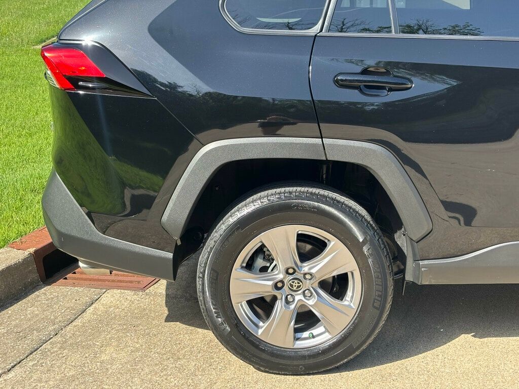2023 Toyota RAV4 XLE FWD - 23047659 - 20
