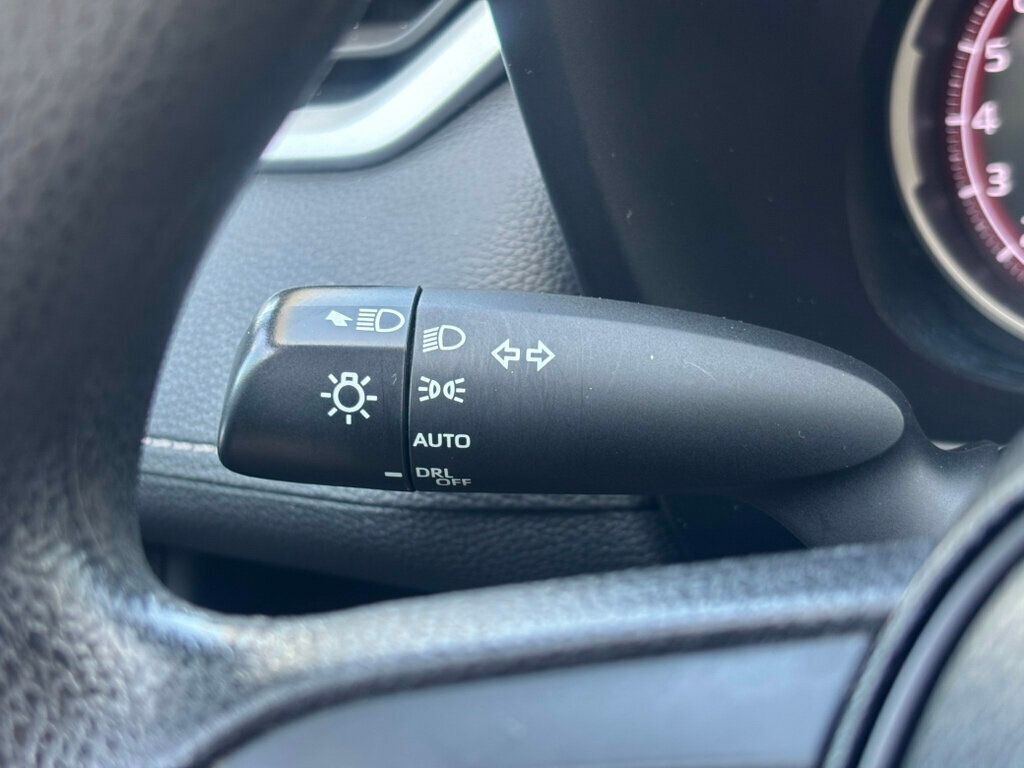 2023 Toyota RAV4 XLE FWD - 23047659 - 27