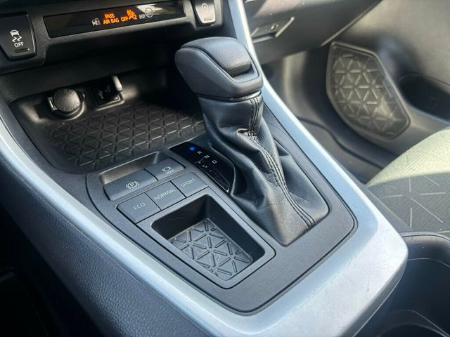 2023 Toyota RAV4 XLE FWD - 23047659 - 33