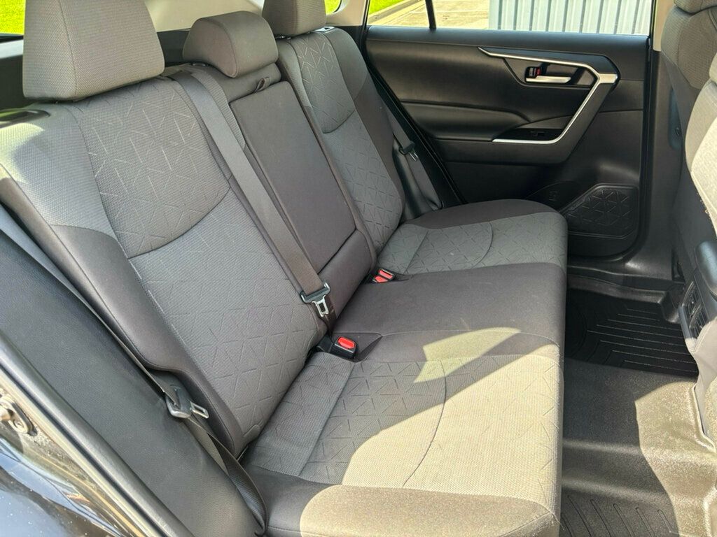 2023 Toyota RAV4 XLE FWD - 23047659 - 43