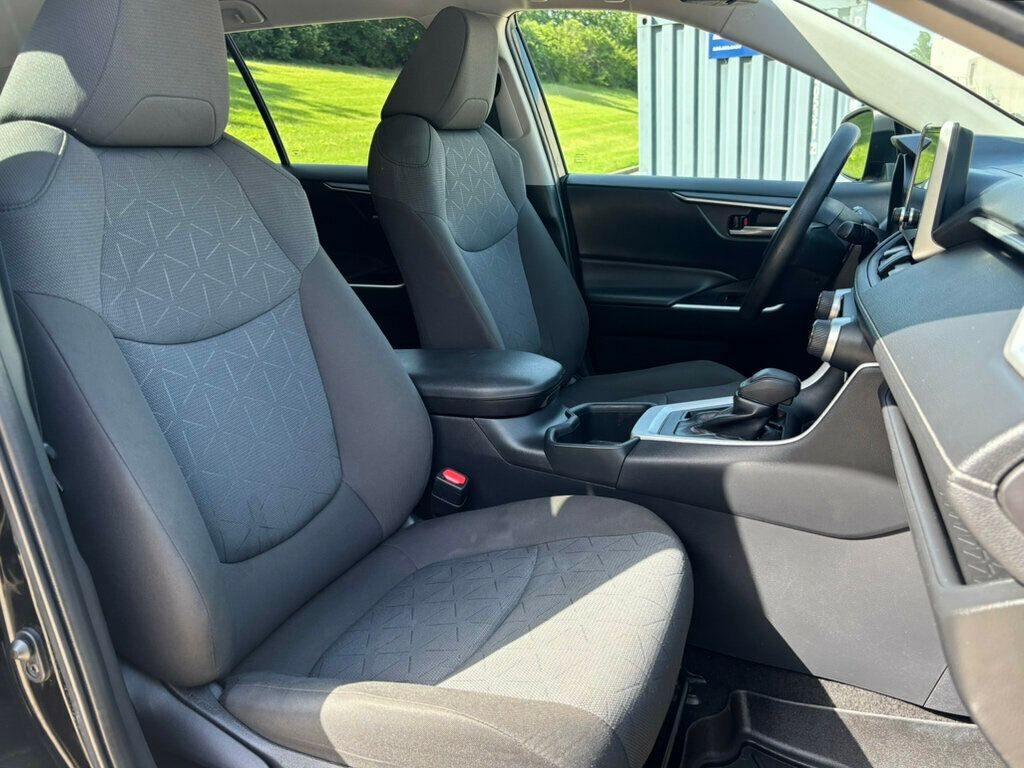 2023 Toyota RAV4 XLE FWD - 23047659 - 7