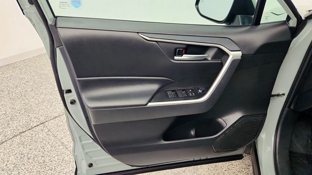 2023 Toyota RAV4 XLE FWD - 23022889 - 9