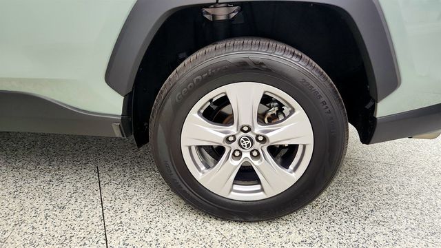 2023 Toyota RAV4 XLE FWD - 23022889 - 8