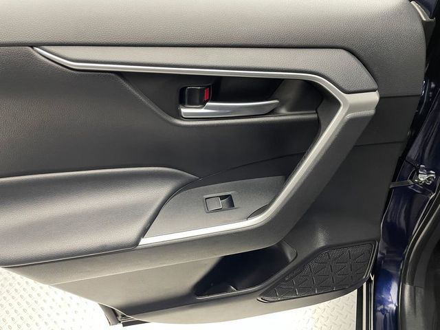 2023 Toyota RAV4 XLE Premium AWD - 22954583 - 32