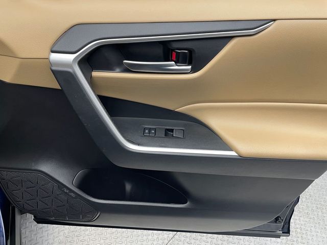 2023 Toyota RAV4 XLE Premium AWD - 22975370 - 14