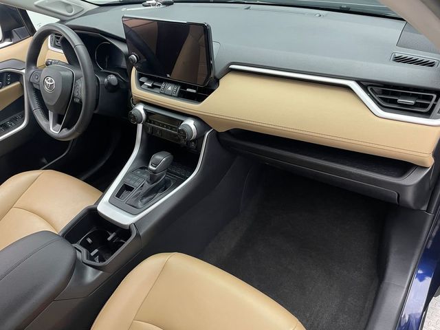 2023 Toyota RAV4 XLE Premium AWD - 22975370 - 15