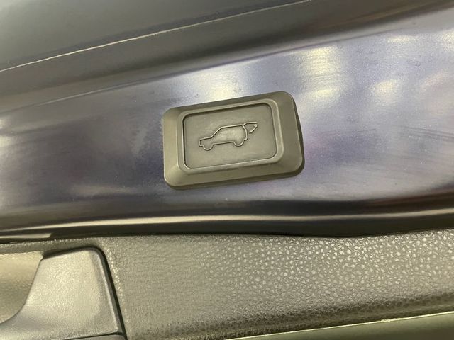 2023 Toyota RAV4 XLE Premium AWD - 22975370 - 42