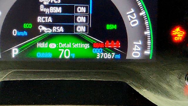 2023 Toyota RAV4 XLE Premium AWD w/ Weather Package - 23023565 - 15