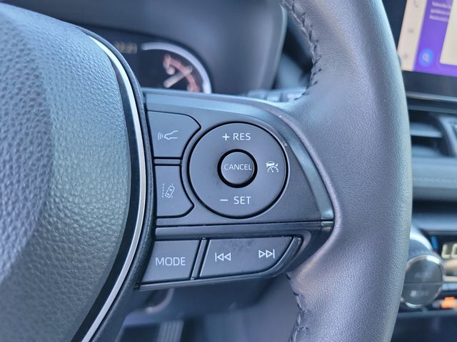 2023 Toyota RAV4 XLE Premium FWD - 22944911 - 17