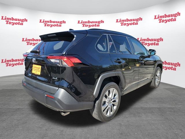 2023 Toyota RAV4 XLE Premium FWD - 22944911 - 23
