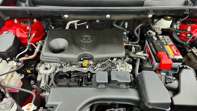 2023 Toyota RAV4 XLE Premium FWD - 23011323 - 26
