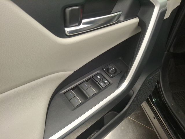 2023 Toyota RAV4 Hybrid XLE - 23078538 - 9