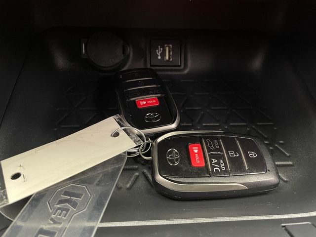 2023 Toyota RAV4 Prime SE - 22919230 - 27