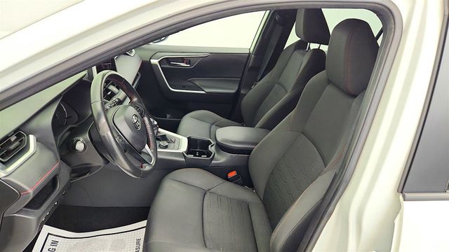 2023 Toyota RAV4 Prime SE w/ Weather & Moonroof Pkg - 23079079 - 12