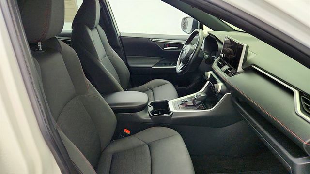 2023 Toyota RAV4 Prime SE w/ Weather & Moonroof Pkg - 23079079 - 23