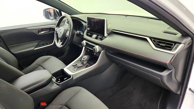 2023 Toyota RAV4 Prime SE w/ Weather & Moonroof Pkg - 23079079 - 24
