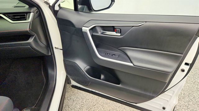 2023 Toyota RAV4 Prime SE w/ Weather & Moonroof Pkg - 23079079 - 25