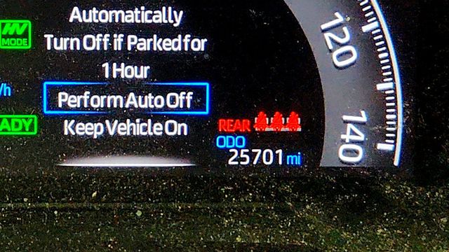 2023 Toyota RAV4 Prime SE w/ Weather & Moonroof Pkg, Heated Rear Seats & Moonroof - 23033776 - 13