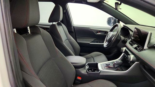 2023 Toyota RAV4 Prime SE w/ Weather & Moonroof Pkg, Heated Rear Seats & Moonroof - 23033776 - 21