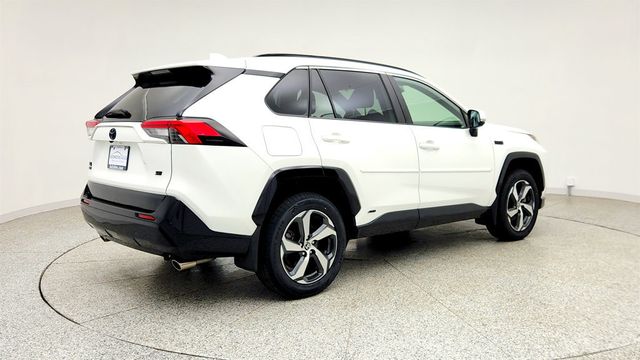 2023 Toyota RAV4 Prime SE w/ Weather & Moonroof Pkg, Heated Rear Seats & Moonroof - 23033776 - 4