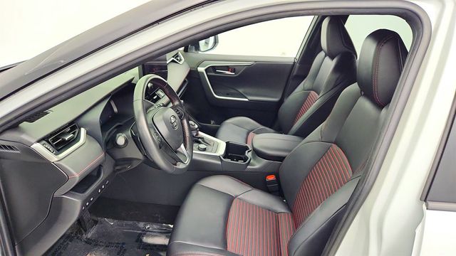 2023 Toyota RAV4 Prime XSE w/ Heated Rear Seats & Weather Package - 23008101 - 19