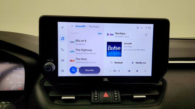 2023 Toyota RAV4 Prime XSE w/ Heated Rear Seats & Weather Package - 23017588 - 16