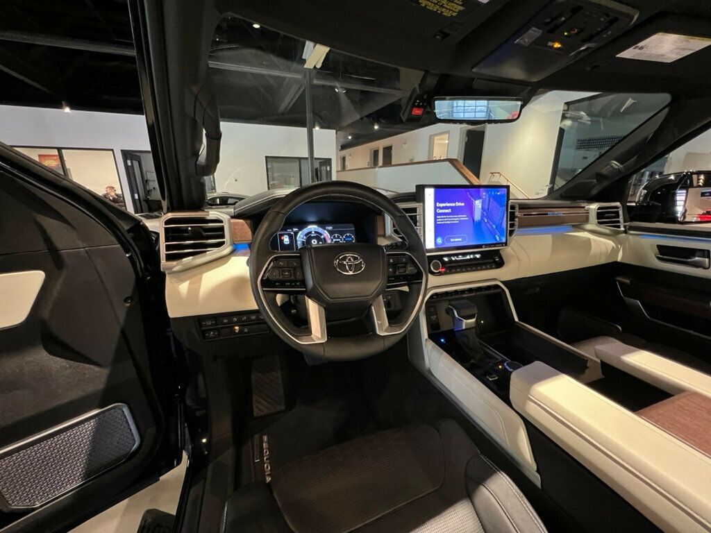 2023 Toyota Sequoia Capstone/4WD/Htd&CldSeats/PanoRoof/AdapCruise/HeadUpDisplay/NAV - 22935479 - 17