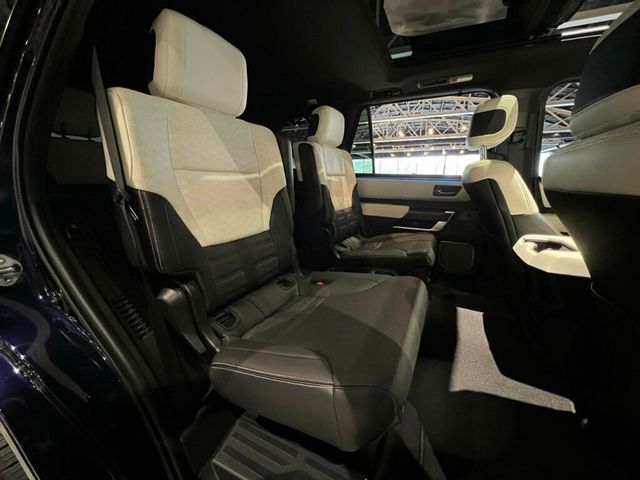 2023 Toyota Sequoia Capstone/4WD/Htd&CldSeats/PanoRoof/AdapCruise/HeadUpDisplay/NAV - 22935479 - 34