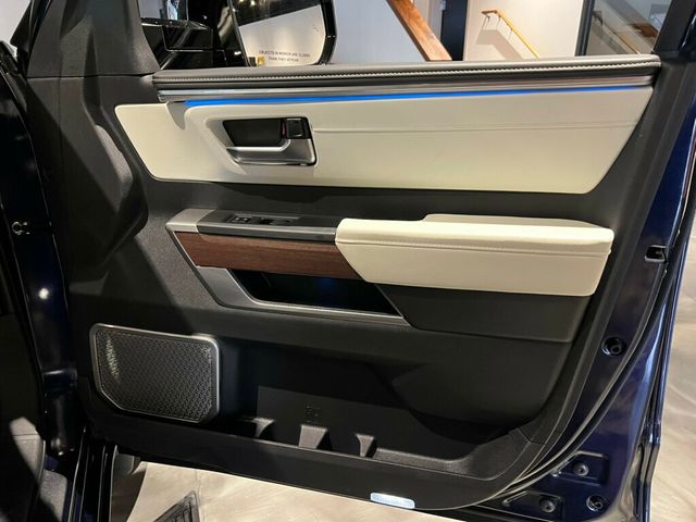 2023 Toyota Sequoia Capstone/4WD/Htd&CldSeats/PanoRoof/AdapCruise/HeadUpDisplay/NAV - 22935479 - 36