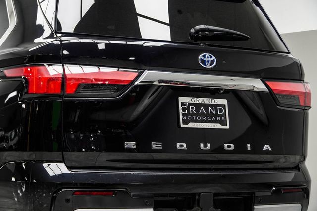 2023 Toyota Sequoia Limited 4WD - 22992960 - 13