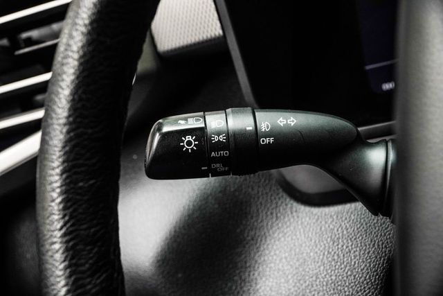 2023 Toyota Sequoia Limited 4WD - 22992960 - 34