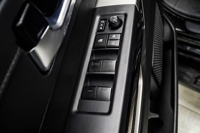 2023 Toyota Sequoia Limited 4WD - 22992960 - 37