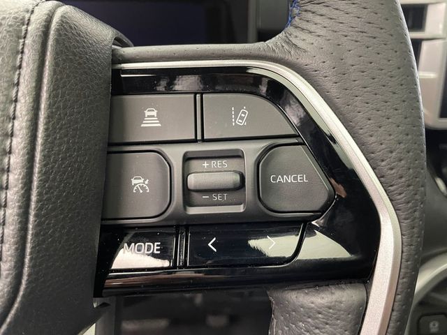 2023 Toyota Sequoia Platinum 4WD - 22992500 - 25