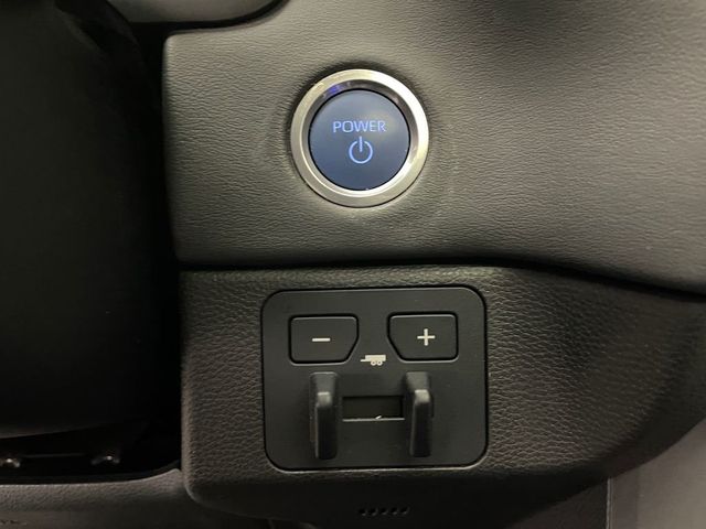 2023 Toyota Sequoia Platinum 4WD - 22992500 - 27