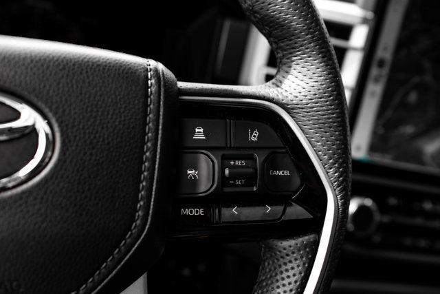 2023 Toyota Sequoia SR5-PremiumPkg/4WD/TowingTechPkg/DynamicRadarCruise/NAV - 23081167 - 27