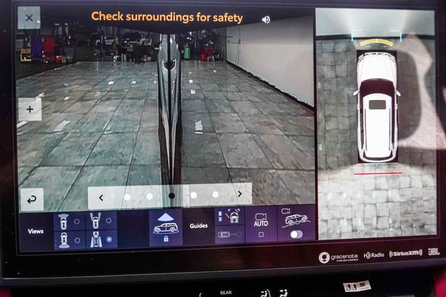 2023 Toyota Sequoia TRD Pro 4WD - 23057388 - 32