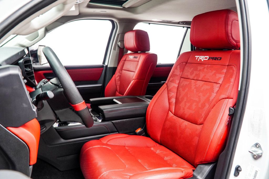 Toyota Sequoia photo 40
