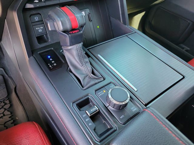 2023 Toyota Sequoia TRD Pro 4WD - 22991958 - 12