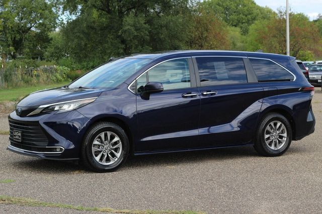 2023 Toyota Sienna AWD XLE LEATHER MOONROOF - 23081000 - 16