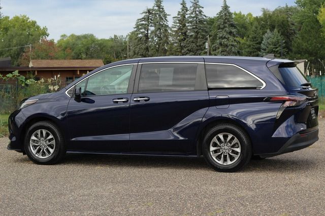 2023 Toyota Sienna AWD XLE LEATHER MOONROOF - 23081000 - 18