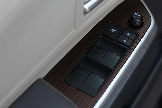 2023 Toyota Sienna AWD XLE LEATHER MOONROOF - 23081000 - 20
