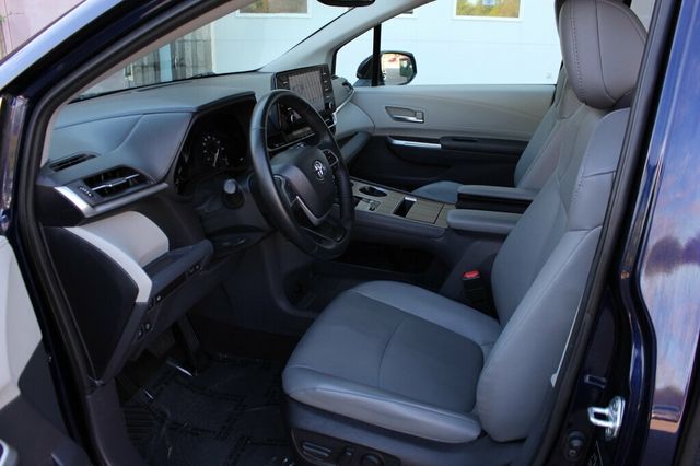 2023 Toyota Sienna AWD XLE LEATHER MOONROOF - 23081000 - 23