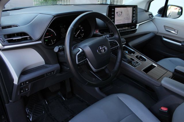 2023 Toyota Sienna AWD XLE LEATHER MOONROOF - 23081000 - 24